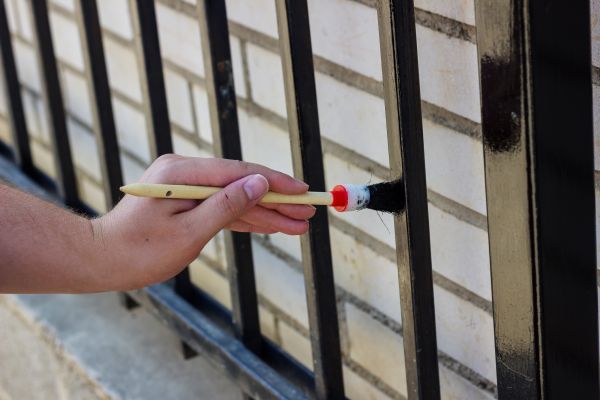 Aluminum Fence Painting Service